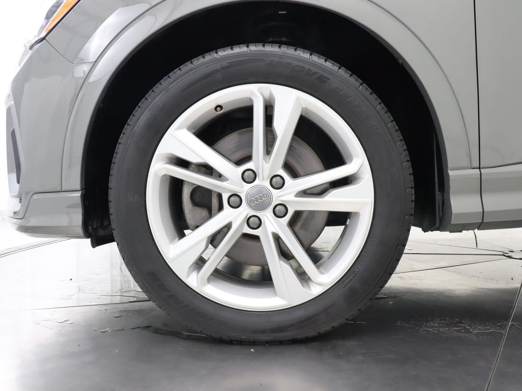 Used 2020 Audi Q3 2.0T Premium AWD/4WD image 45