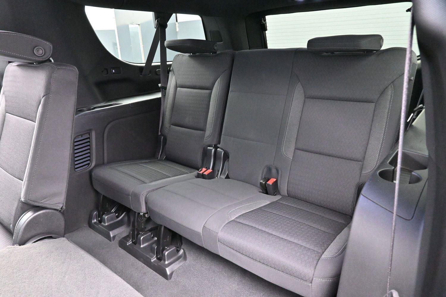 Used 2023 GMC Yukon XL SLE w/ Gmc Pro Safety Plus Package AWD/4WD image 31