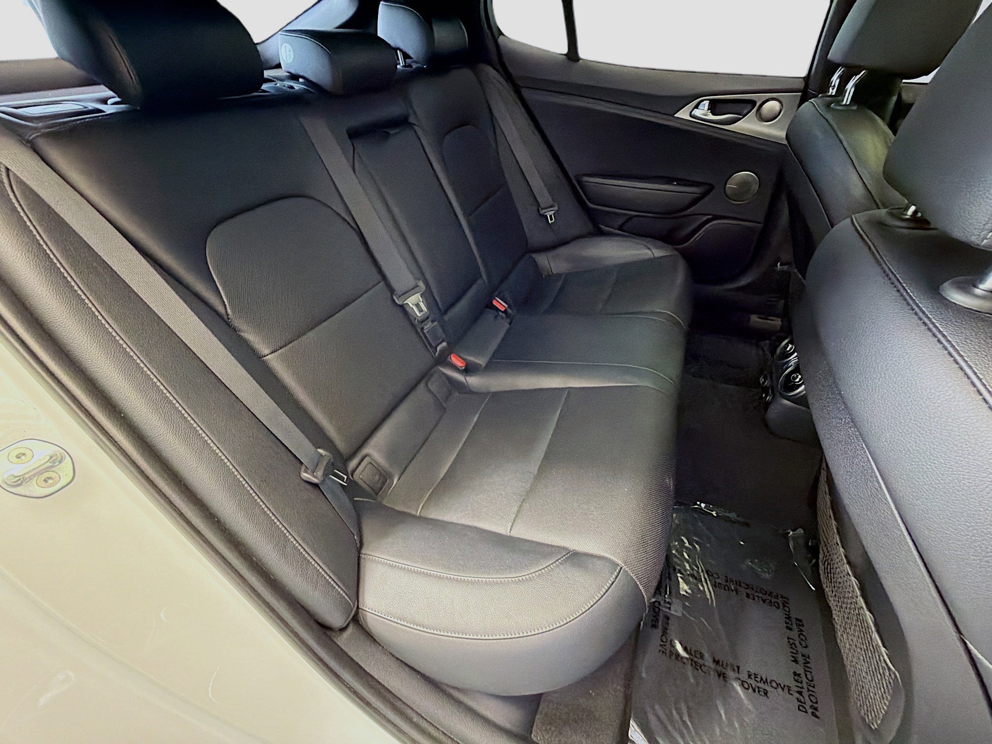 Used 2018 Kia Stinger GT1 image 14