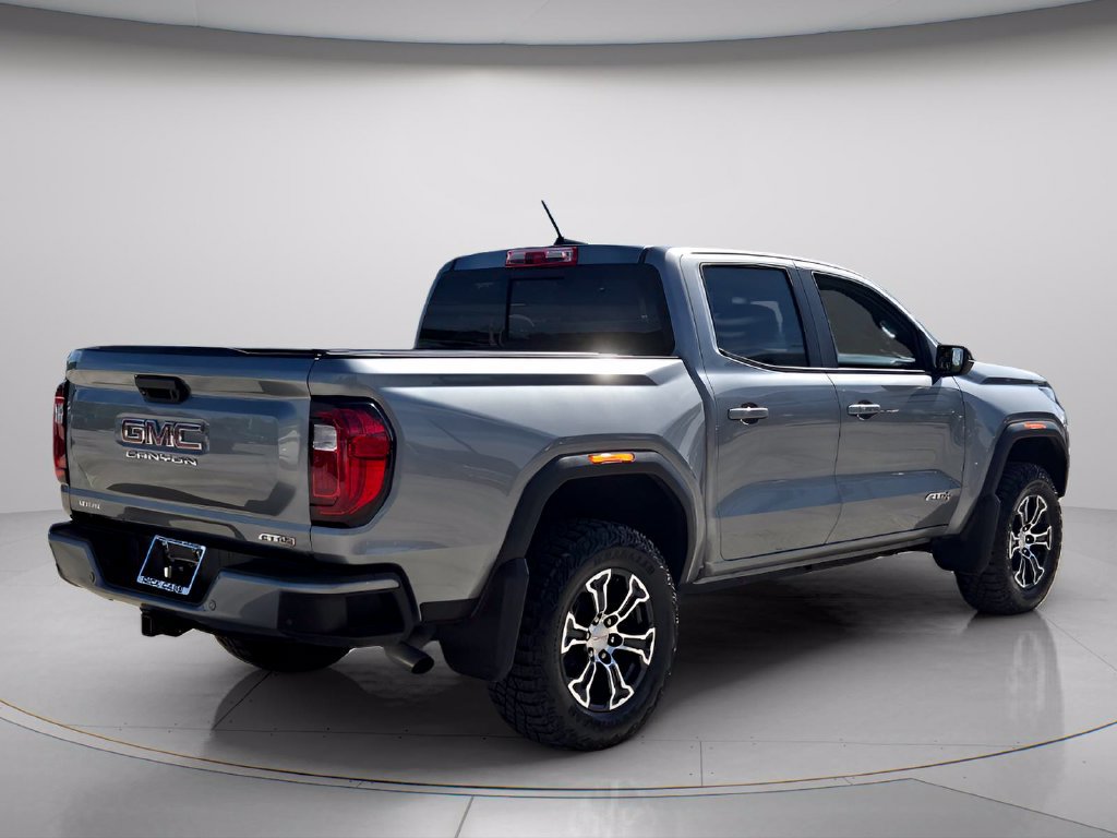 Used 2023 GMC Canyon AT4 w/ AT4 Premium Package AWD/4WD image 6