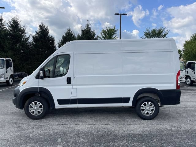 Used 2024 RAM ProMaster 2500 w/ Quick Order Package 22G SLT FWD image 2