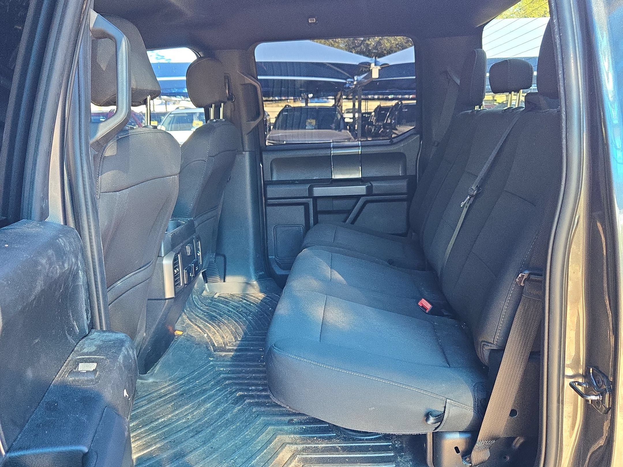 Used 2019 Ford F150 XLT w/ Equipment Group 302A Luxury AWD/4WD image 14