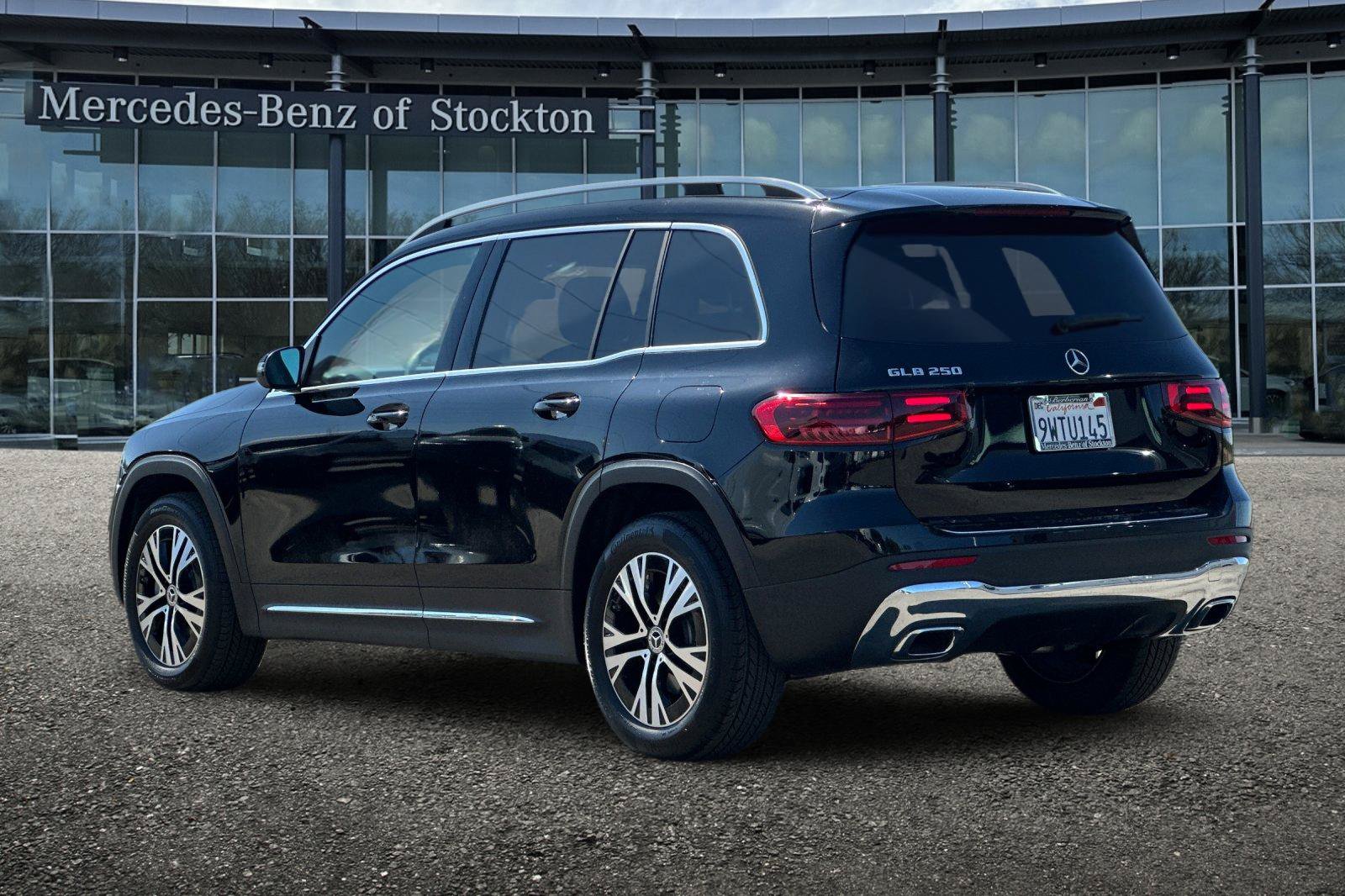 New 2026 Mercedes-Benz GLB 250 image 6