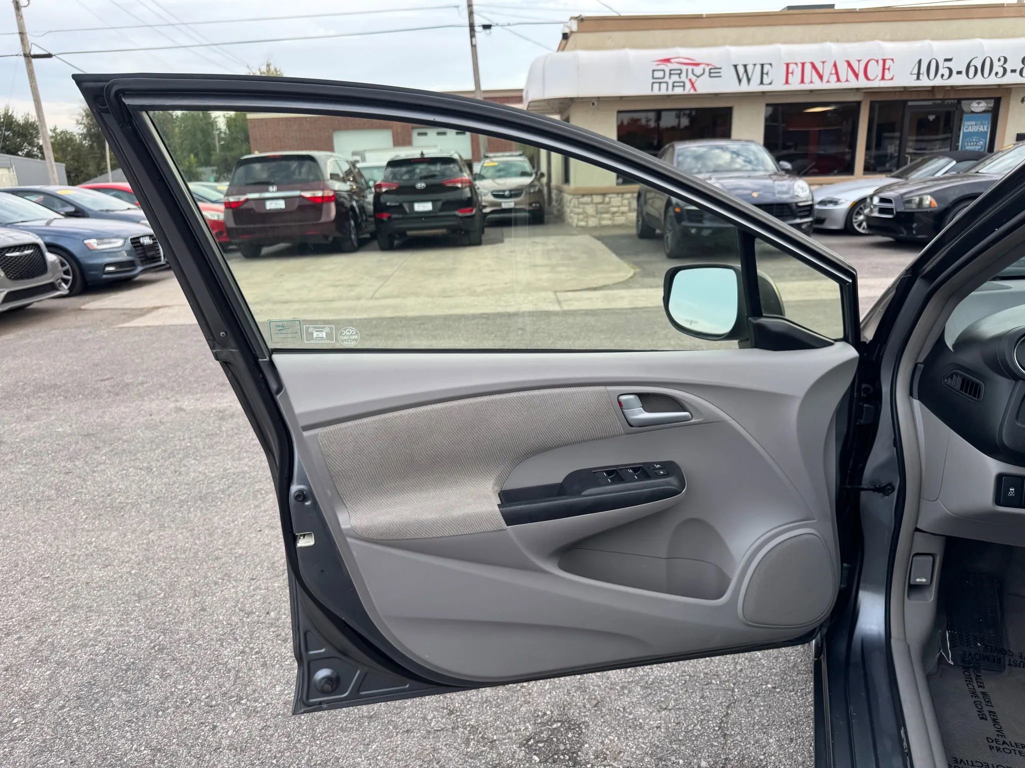 Used 2013 Honda Insight EX image 31