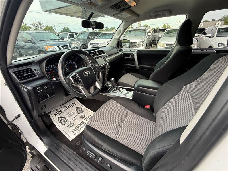 Used 2019 Toyota 4Runner SR5 AWD/4WD image 19