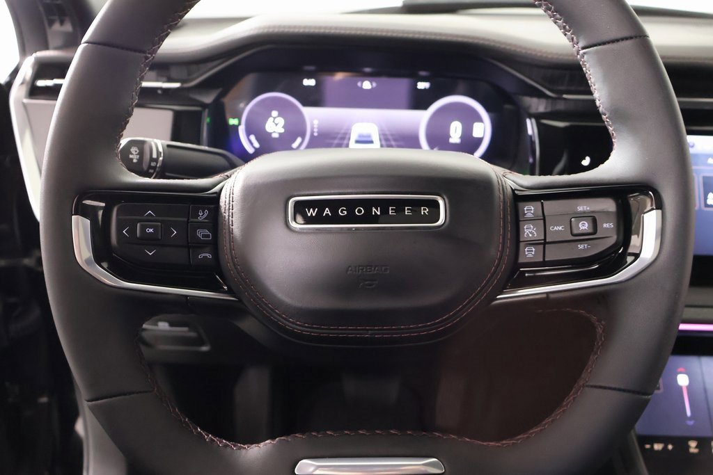 Used 2025 Jeep Wagoneer S Limited image 3