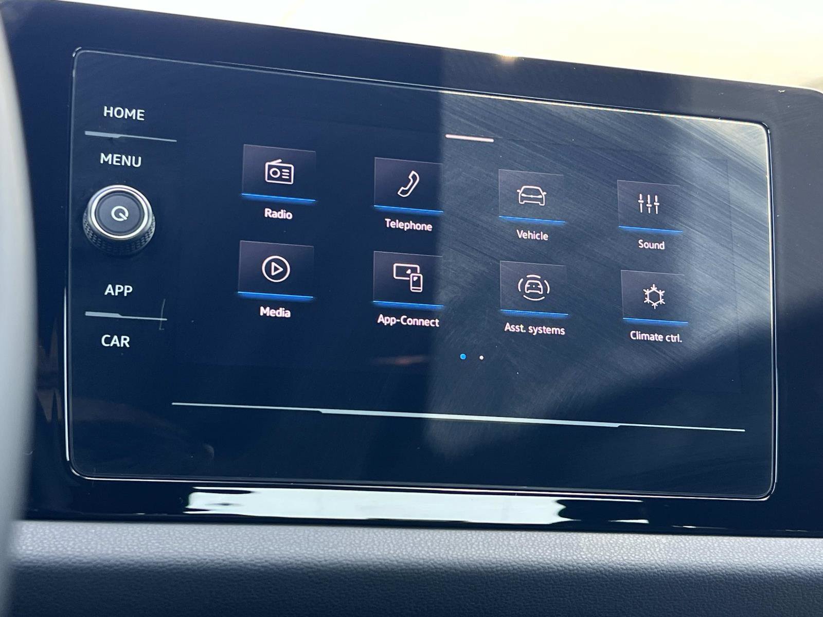 Used 2025 Volkswagen Jetta Sport image 13