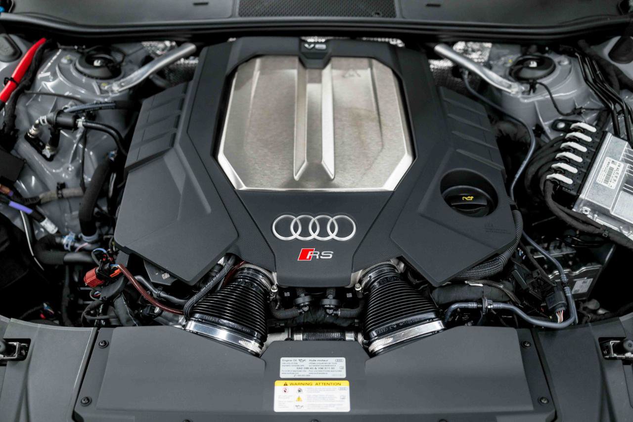 Used 2025 Audi RS 6 performance AWD/4WD image 92