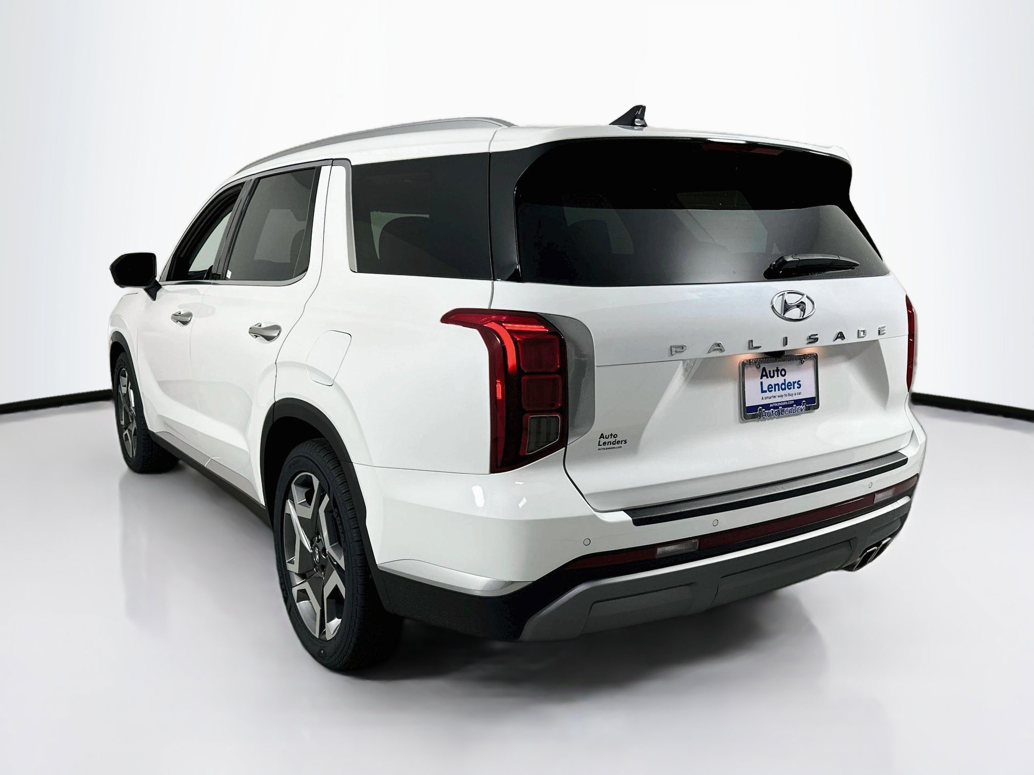 Used 2023 Hyundai Palisade Limited w/ Cargo Package FWD image 7