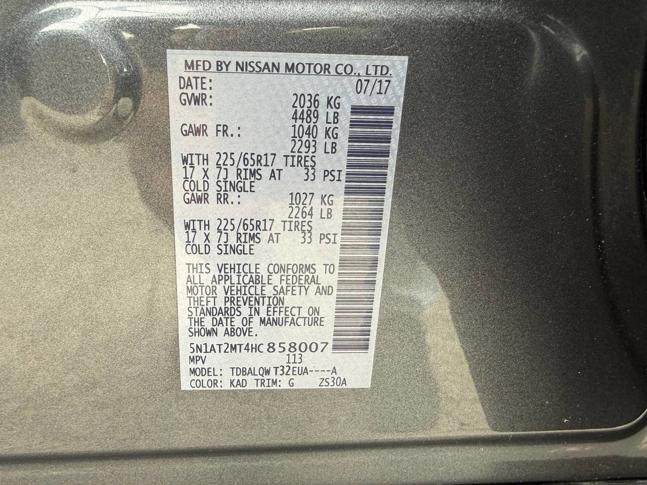 Used 2017 Nissan Rogue SV FWD image 32