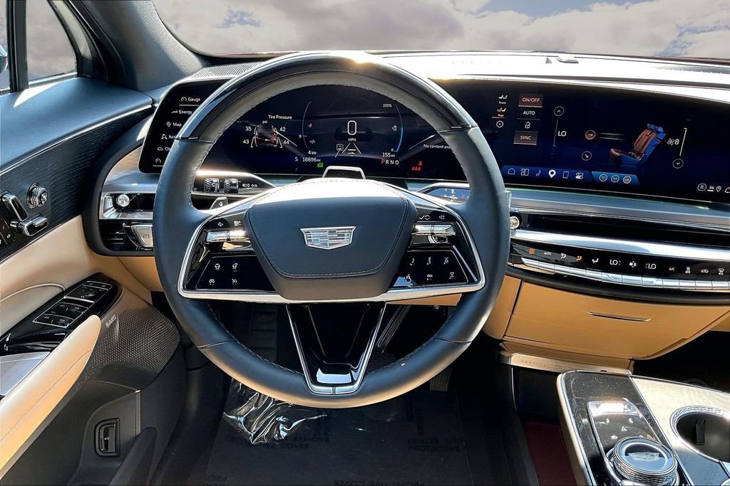 Certified 2024 Cadillac Lyriq Luxury w/ Nappa Leather Package image 8