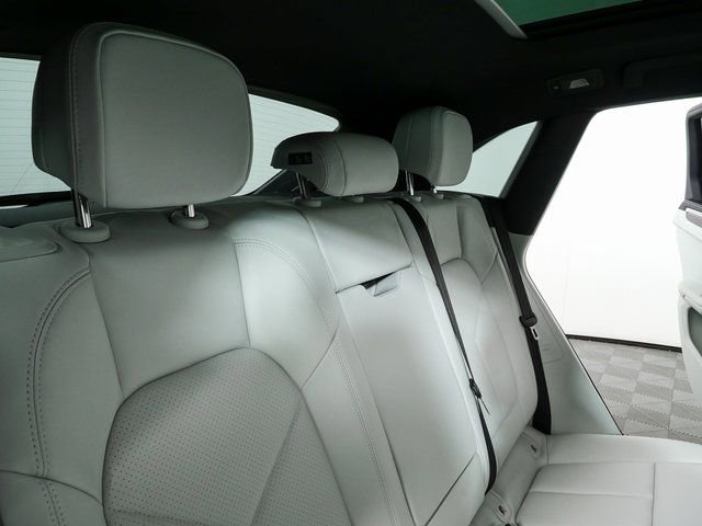 New 2026 Porsche Macan S image 23