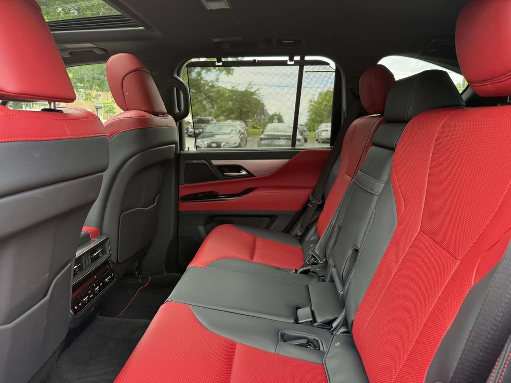 Used 2024 Lexus LX 600 F Sport AWD/4WD image 18