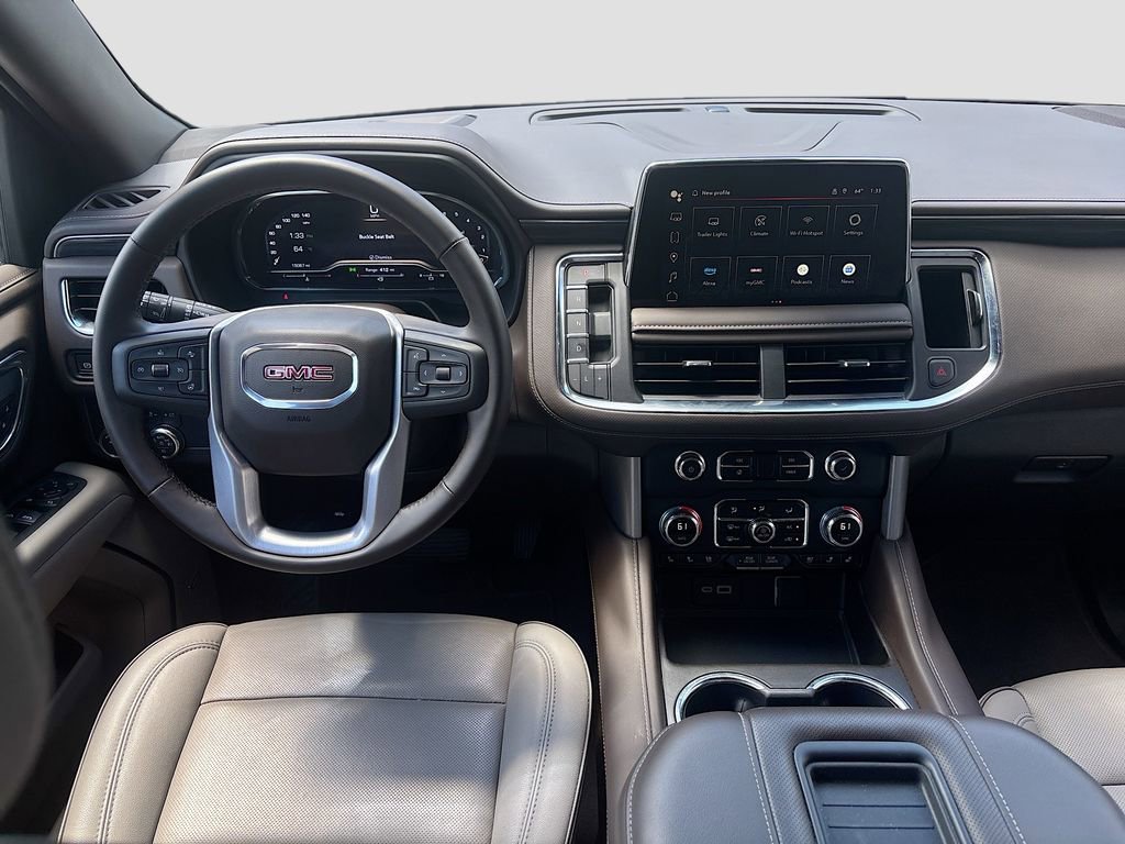 Used 2024 GMC Yukon XL SLT w/ SLT Luxury Package RWD image 46