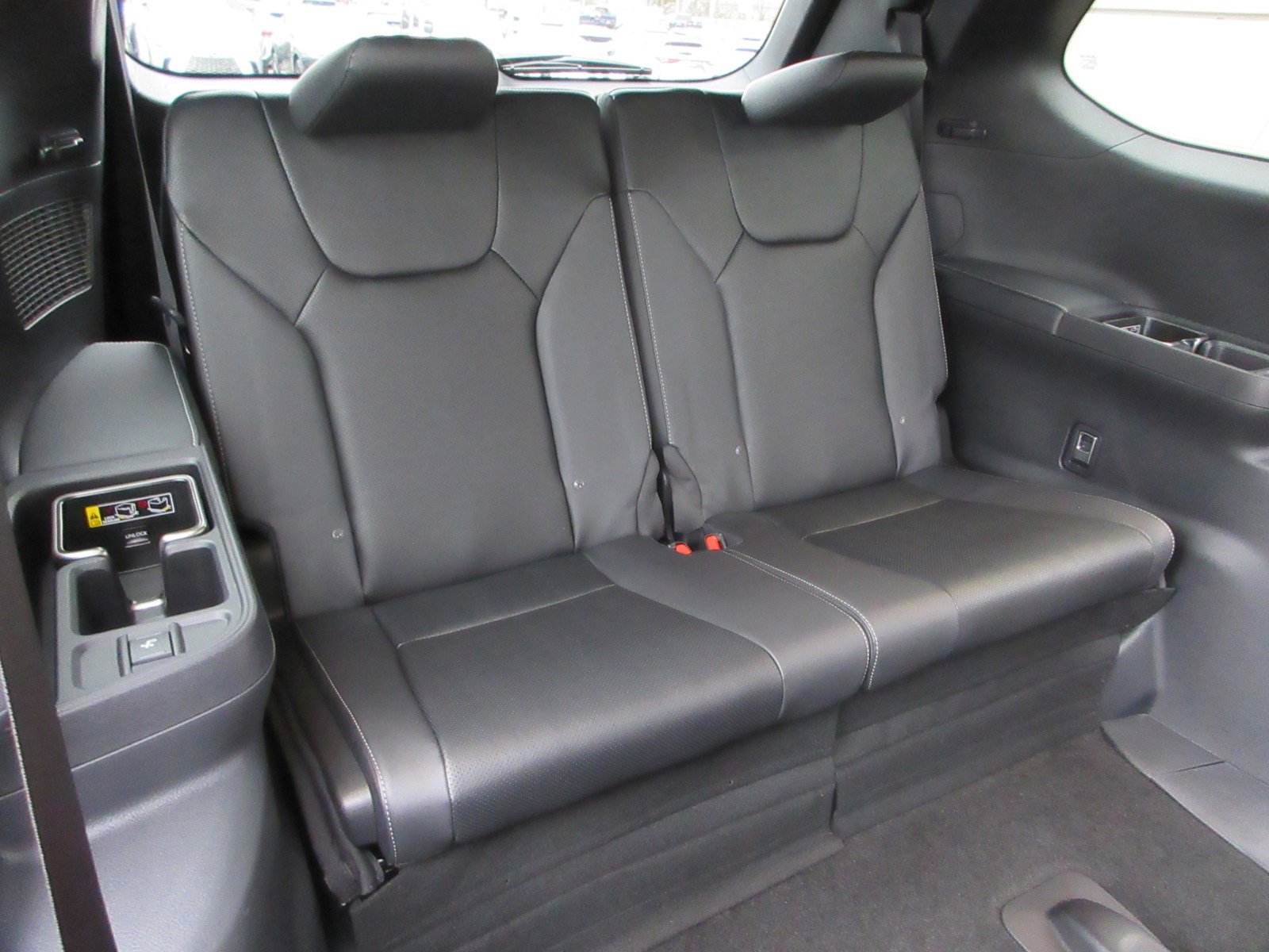 New 2026 Lexus TX 500h AWD image 19