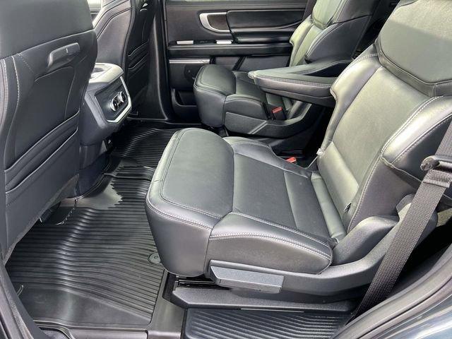 Certified 2025 Ford Expedition Platinum w/ Stealth Appearance Package image 28