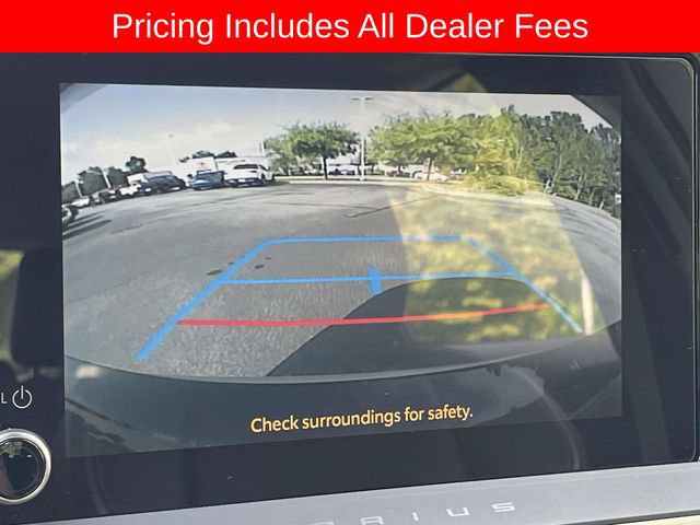 Used 2024 Toyota Prius XLE FWD image 27