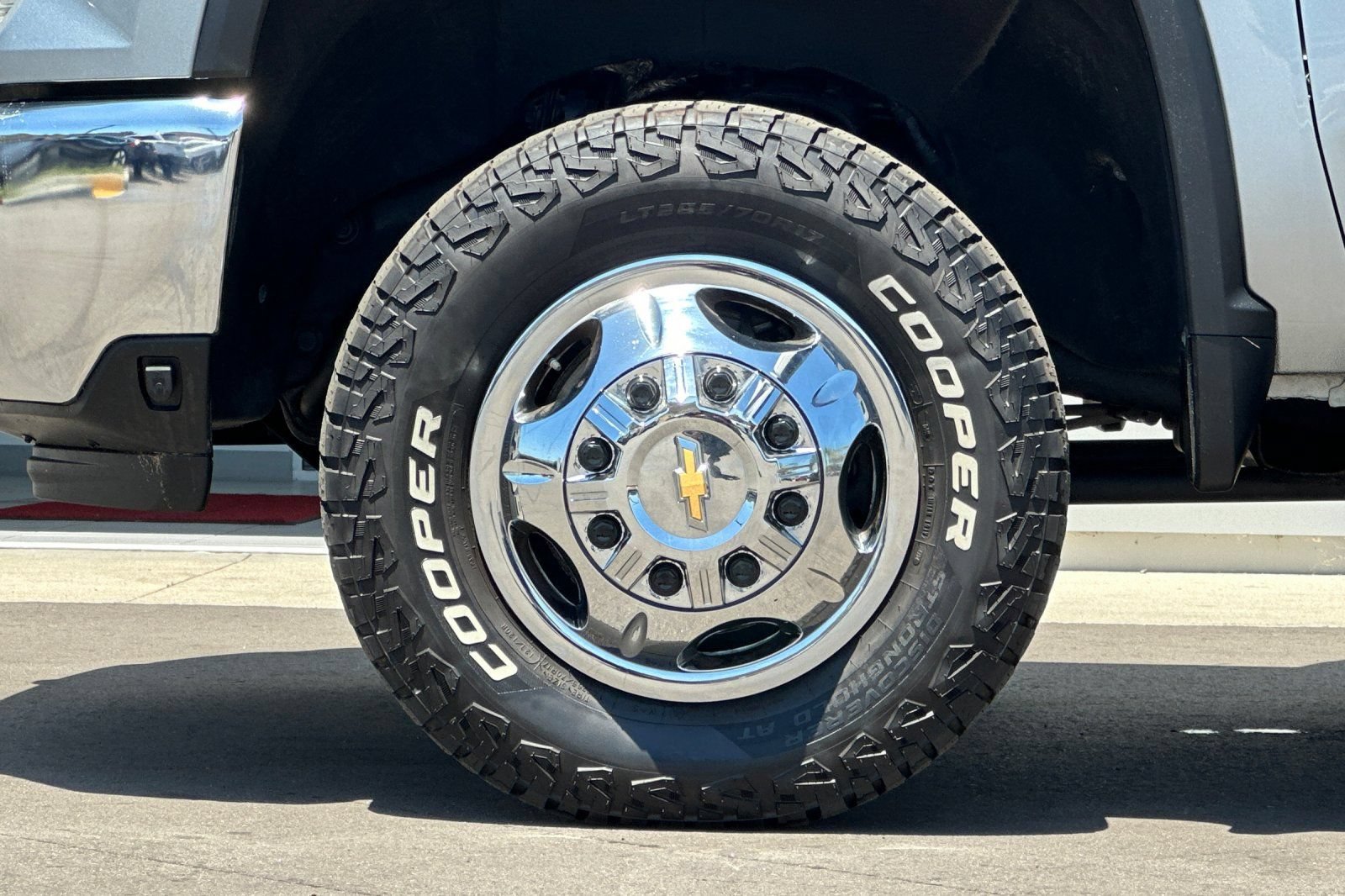 Used 2024 Chevrolet Silverado 3500 LT AWD/4WD image 36