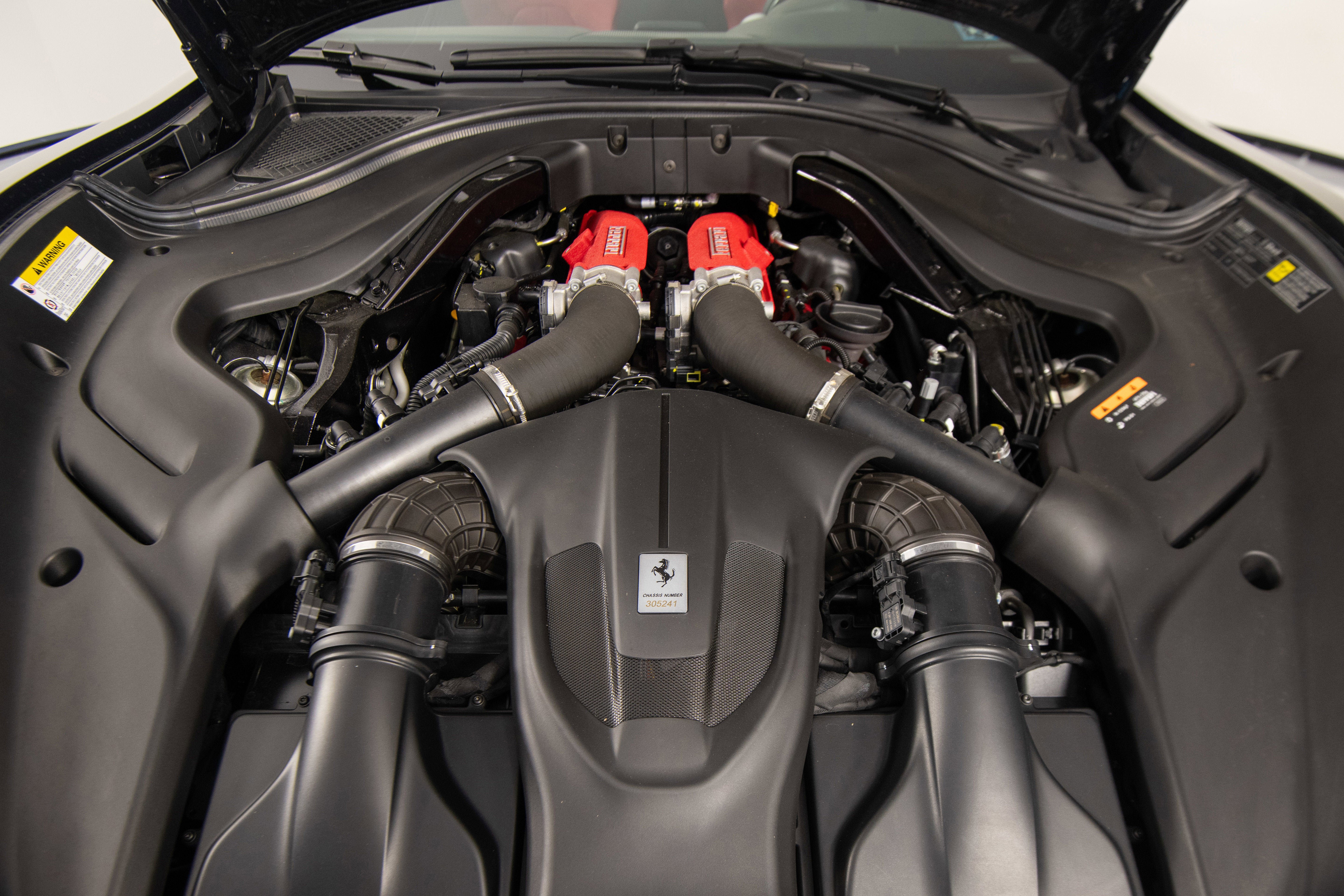 Certified 2024 Ferrari Roma Spider RWD image 19