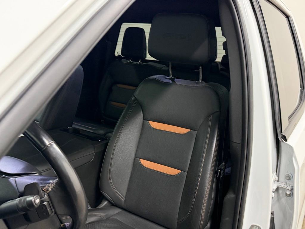 Certified 2023 GMC Sierra 1500 AT4 image 6