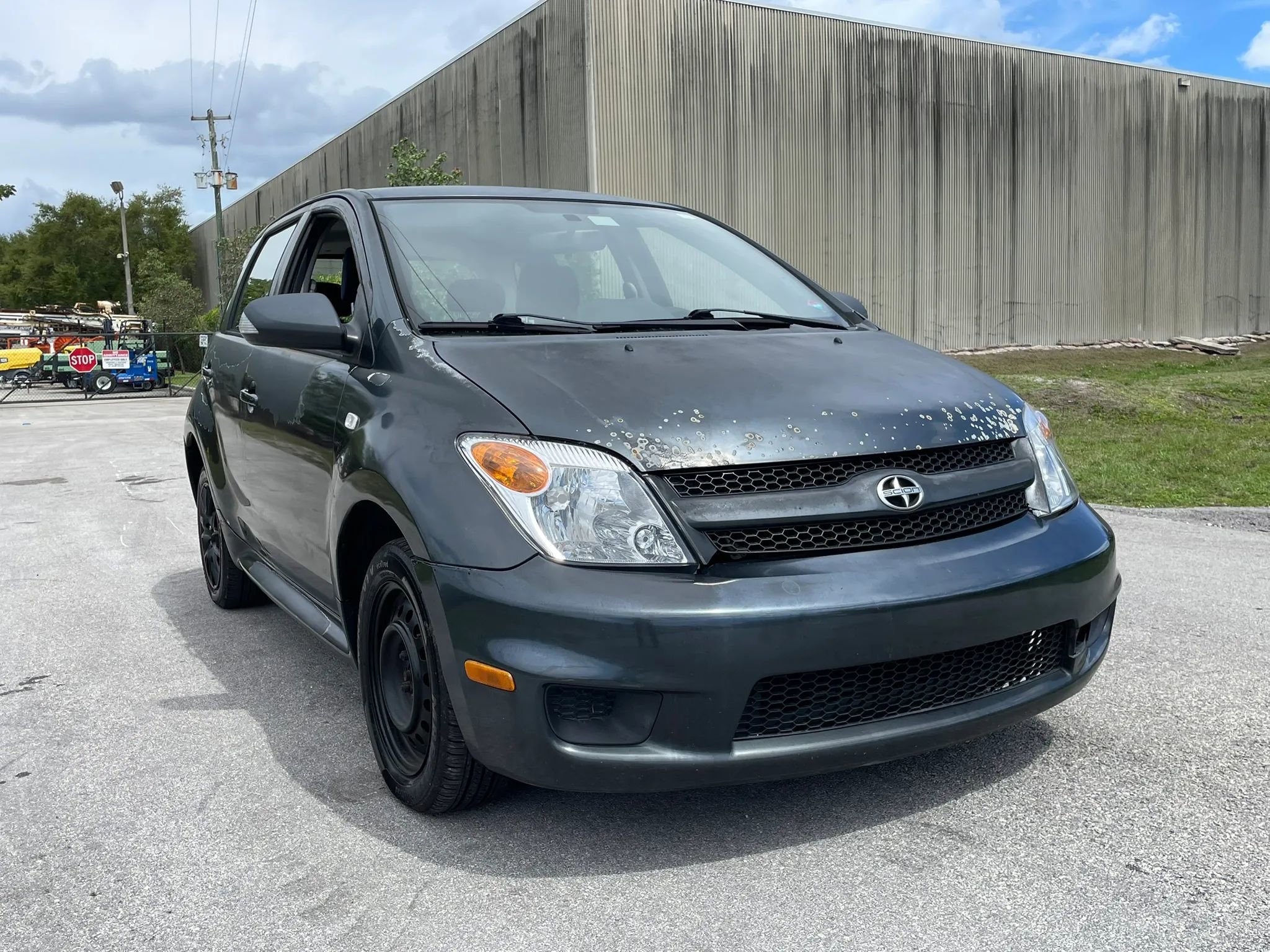 Used 2006 Scion xA FWD image 3