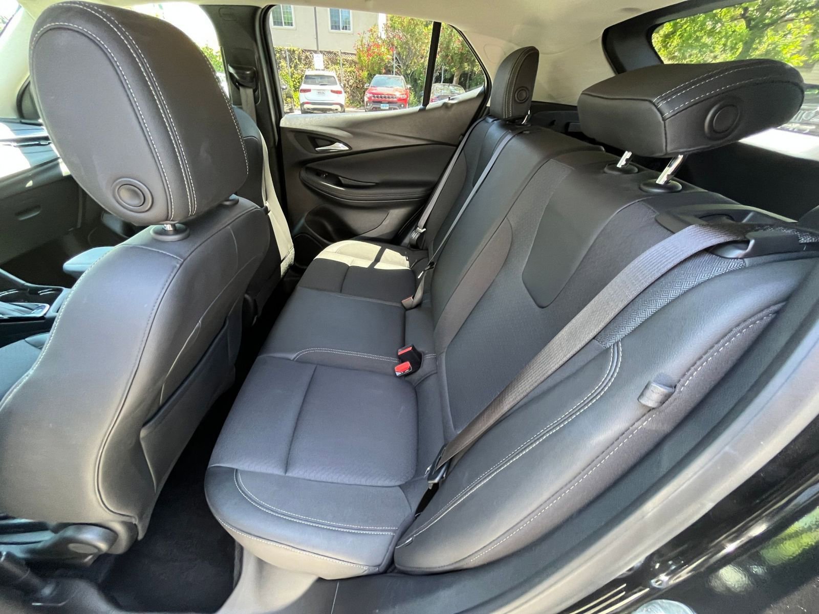 Used 2025 Buick Encore GX Preferred FWD image 24