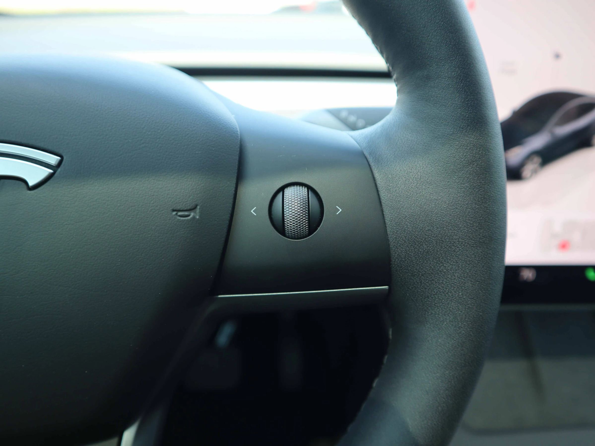 Used 2024 Tesla Model Y Long Range image 16