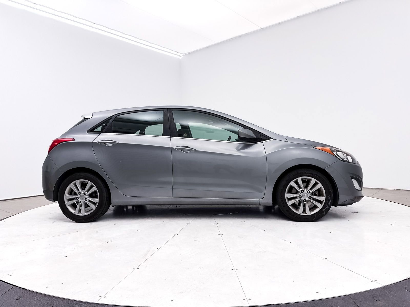 Used 2013 Hyundai Elantra GT image 26