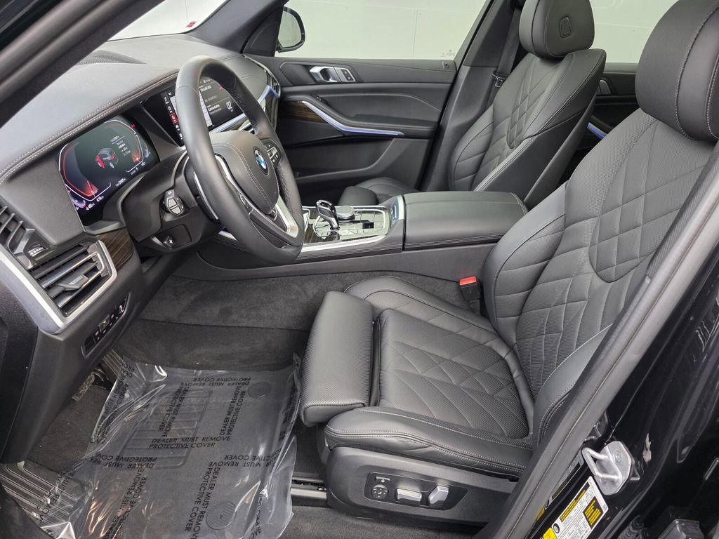 Used 2023 BMW X5 xDrive40i w/ Premium Package image 9