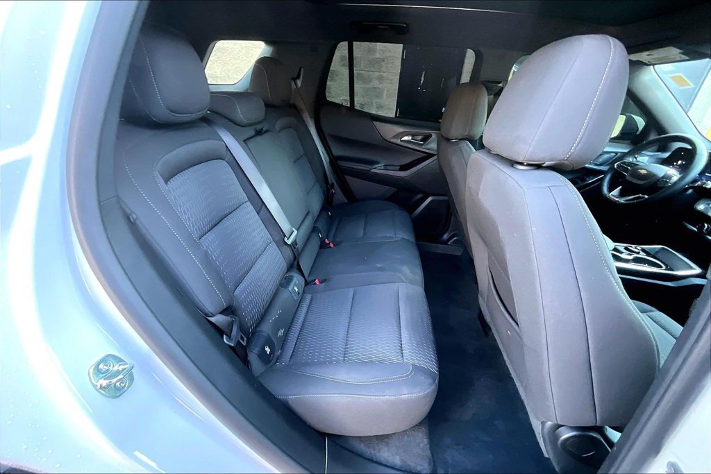 Used 2026 Chevrolet Equinox LT AWD/4WD image 26