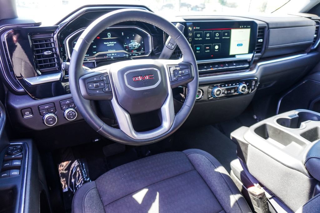 Used 2024 GMC Sierra 1500 Elevation AWD/4WD image 11