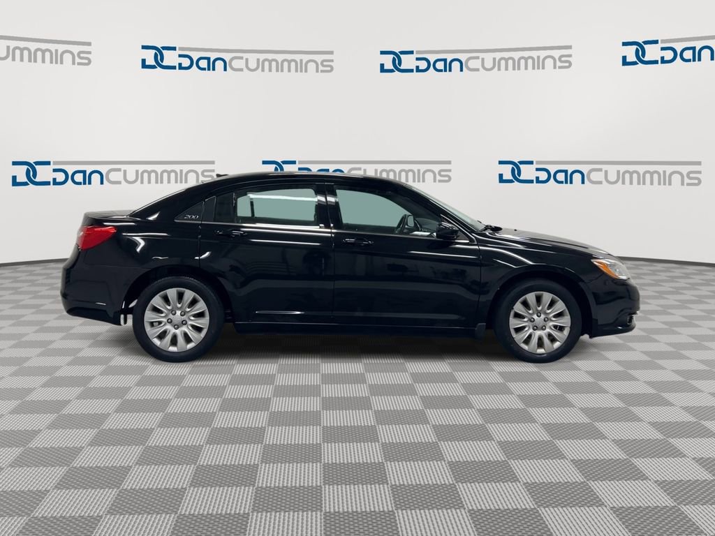 Used 2012 Chrysler 200 LX image 9