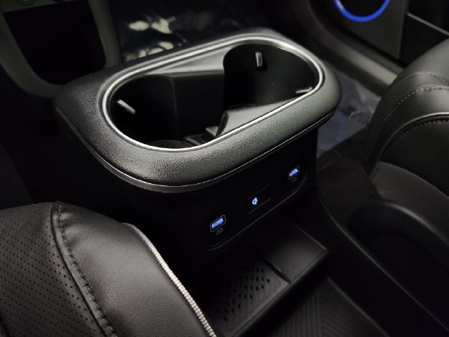 Certified 2024 Hyundai Ioniq 5 Limited AWD/4WD image 29