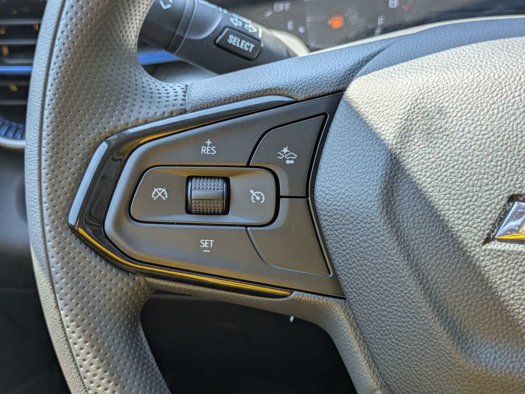 New 2026 Chevrolet Trax LS FWD image 25
