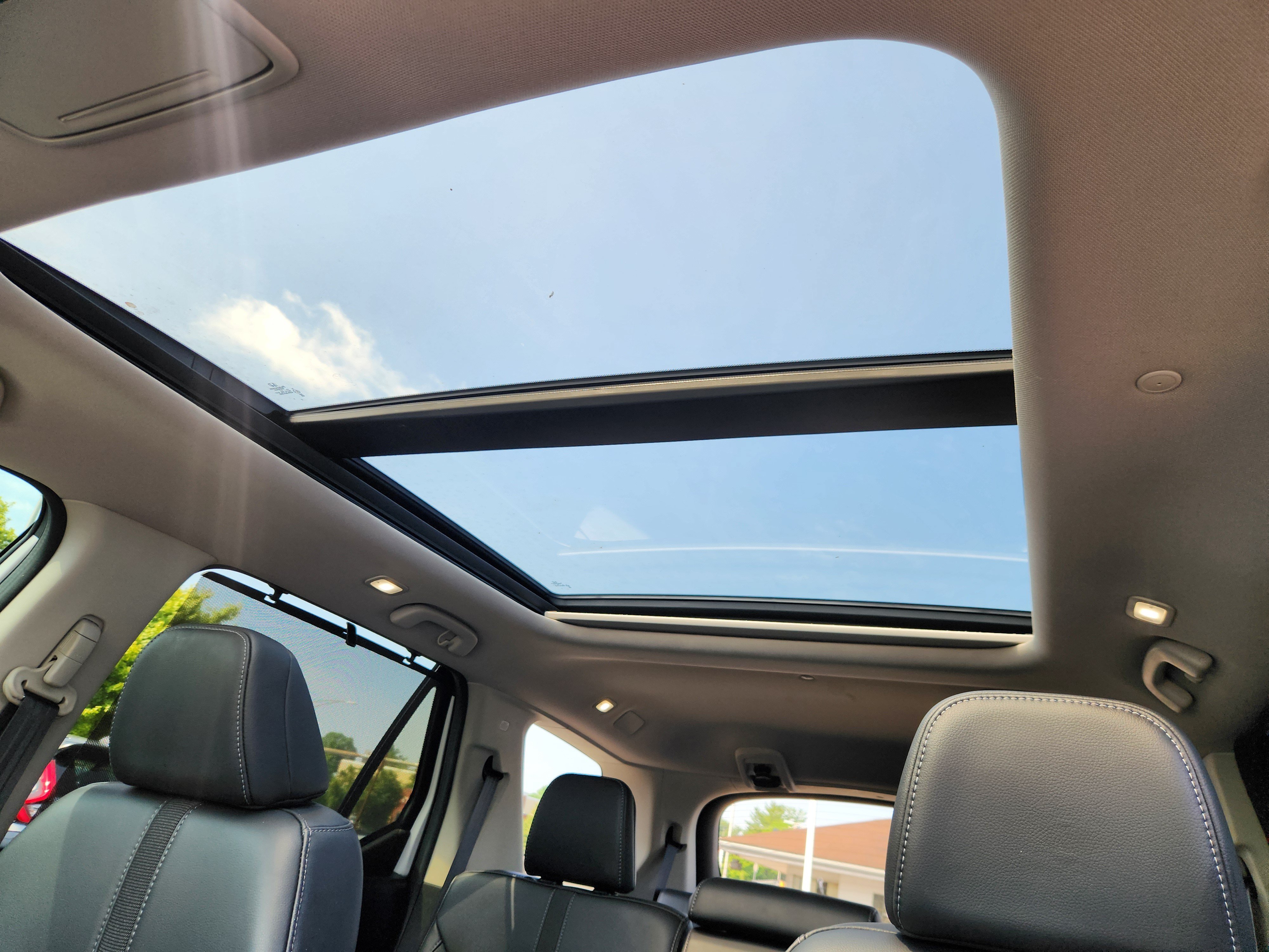 Certified 2024 Honda Pilot Touring image 16