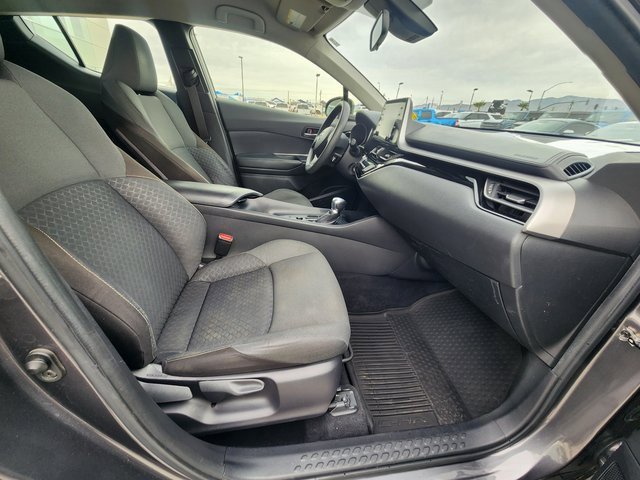 Used 2021 Toyota C-HR XLE image 14