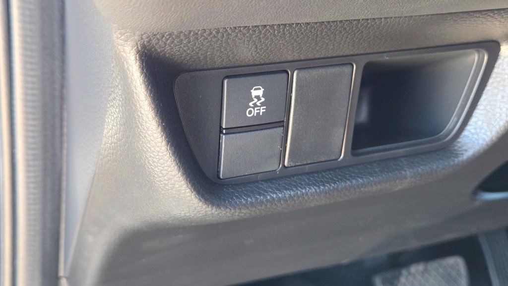Used 2025 Honda HR-V Sport image 17