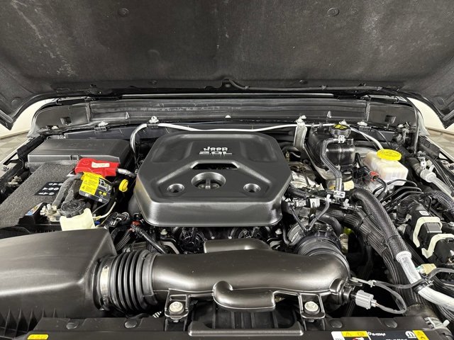 Used 2021 Jeep Wrangler Sport image 18