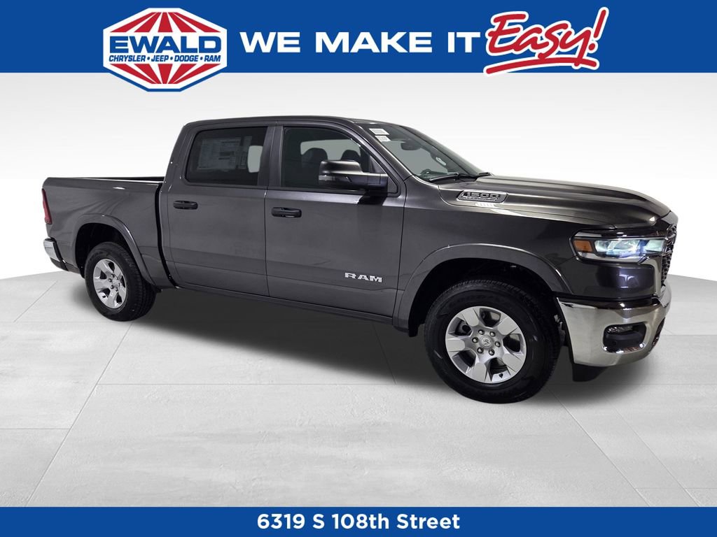 New 2026 RAM 1500 4x4 Crew Cab image 2