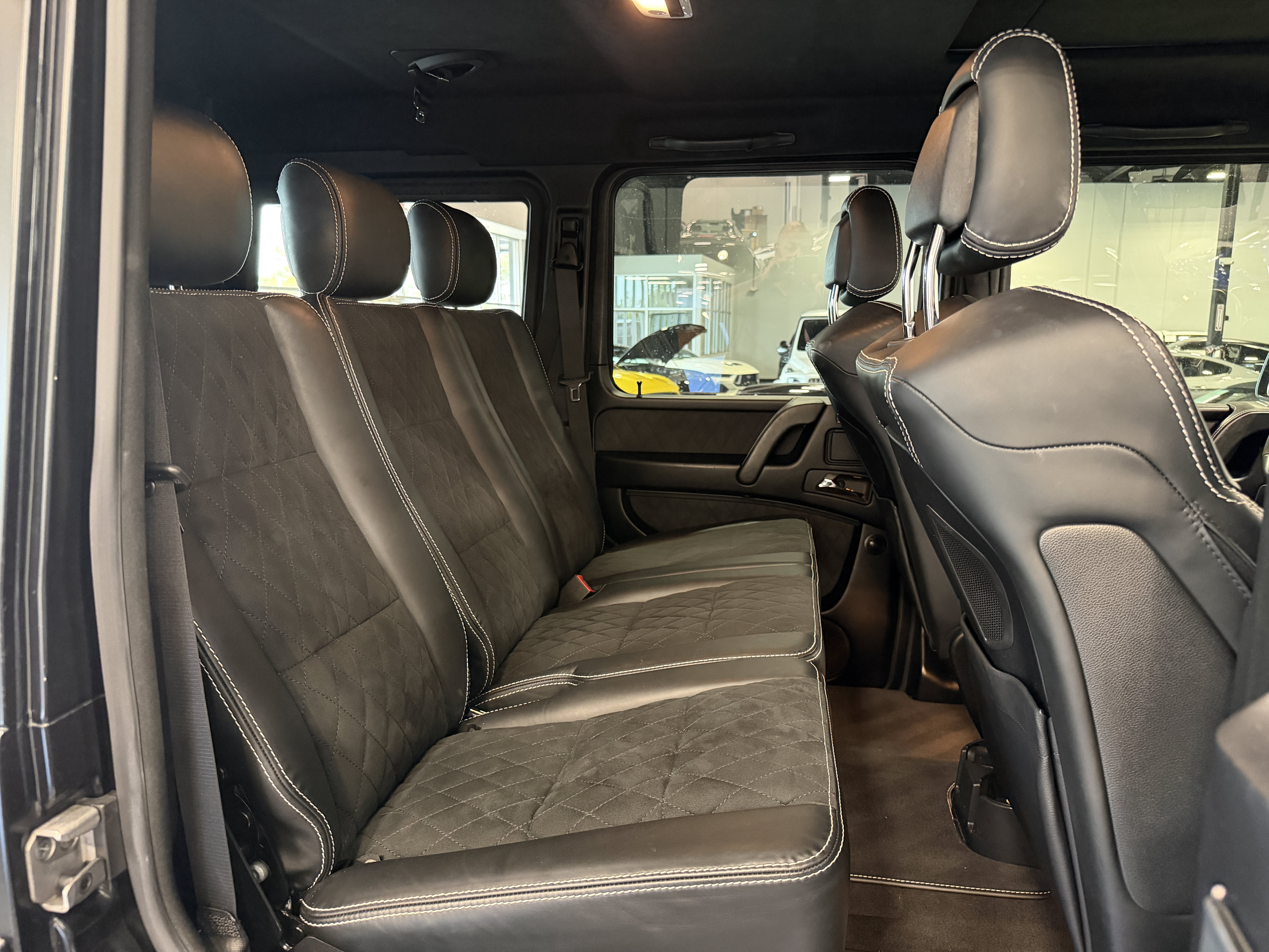 Used 2018 Mercedes-Benz G 550 Squared image 15