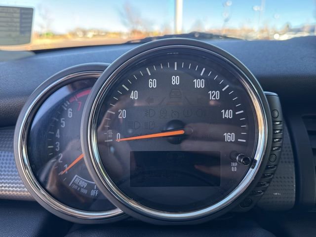 Used 2017 MINI Cooper 4-Door Hardtop image 36