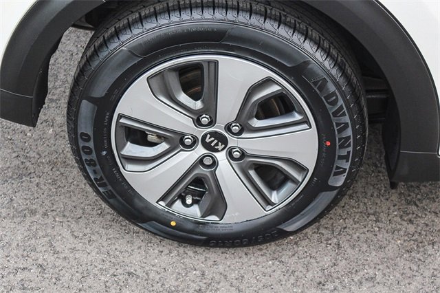 Used 2019 Kia Niro EX image 13