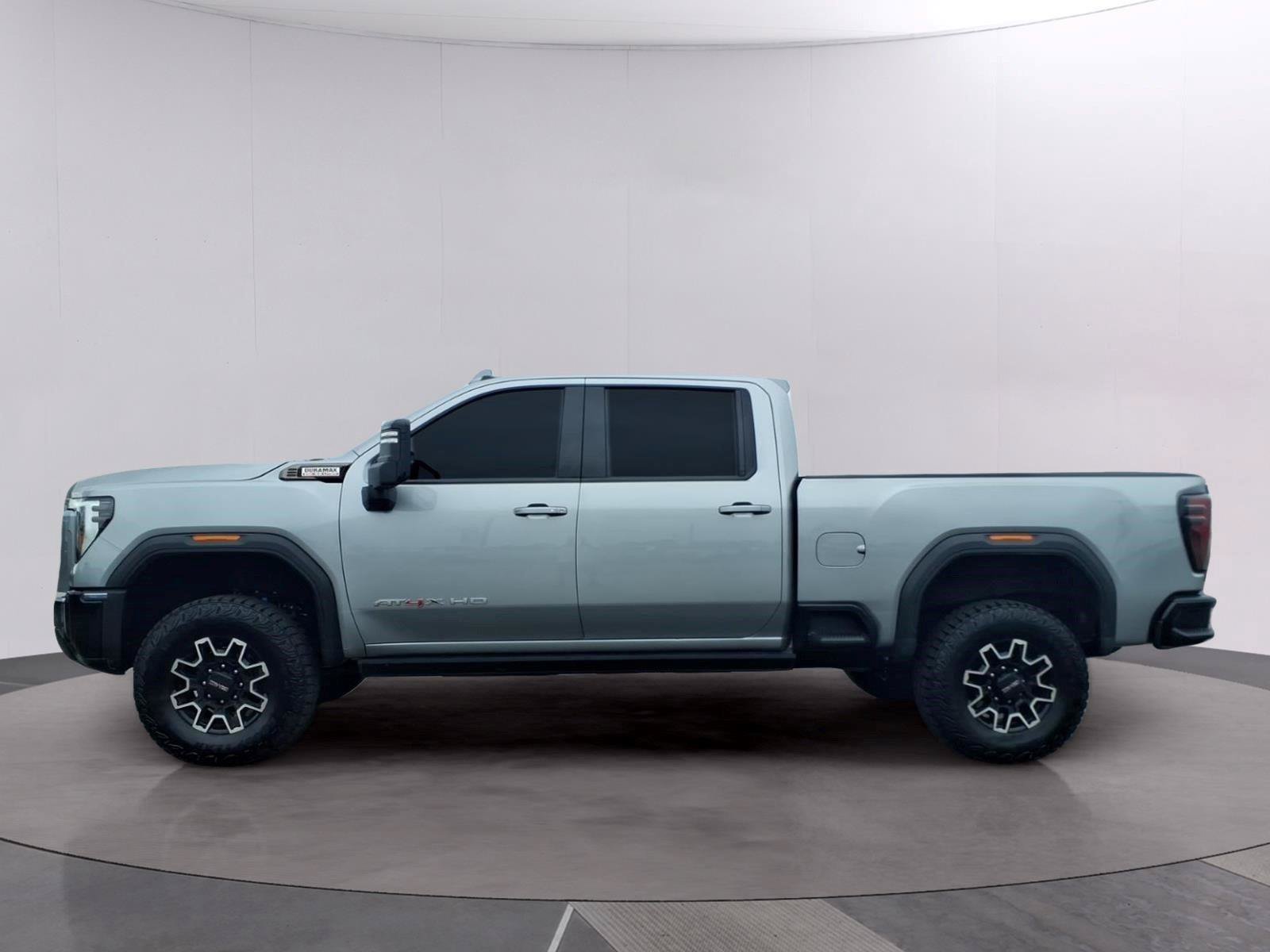 Certified 2025 GMC Sierra 2500 AT4X AWD/4WD image 2