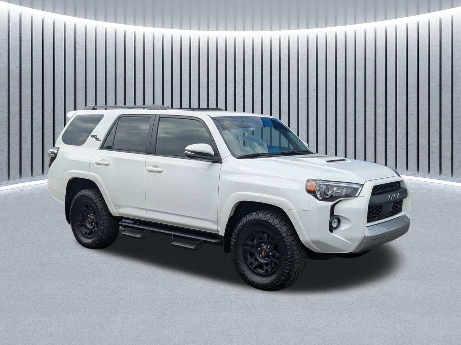 Used 2024 Toyota 4Runner TRD Off-Road Premium w/ Moonroof Package AWD/4WD image 2