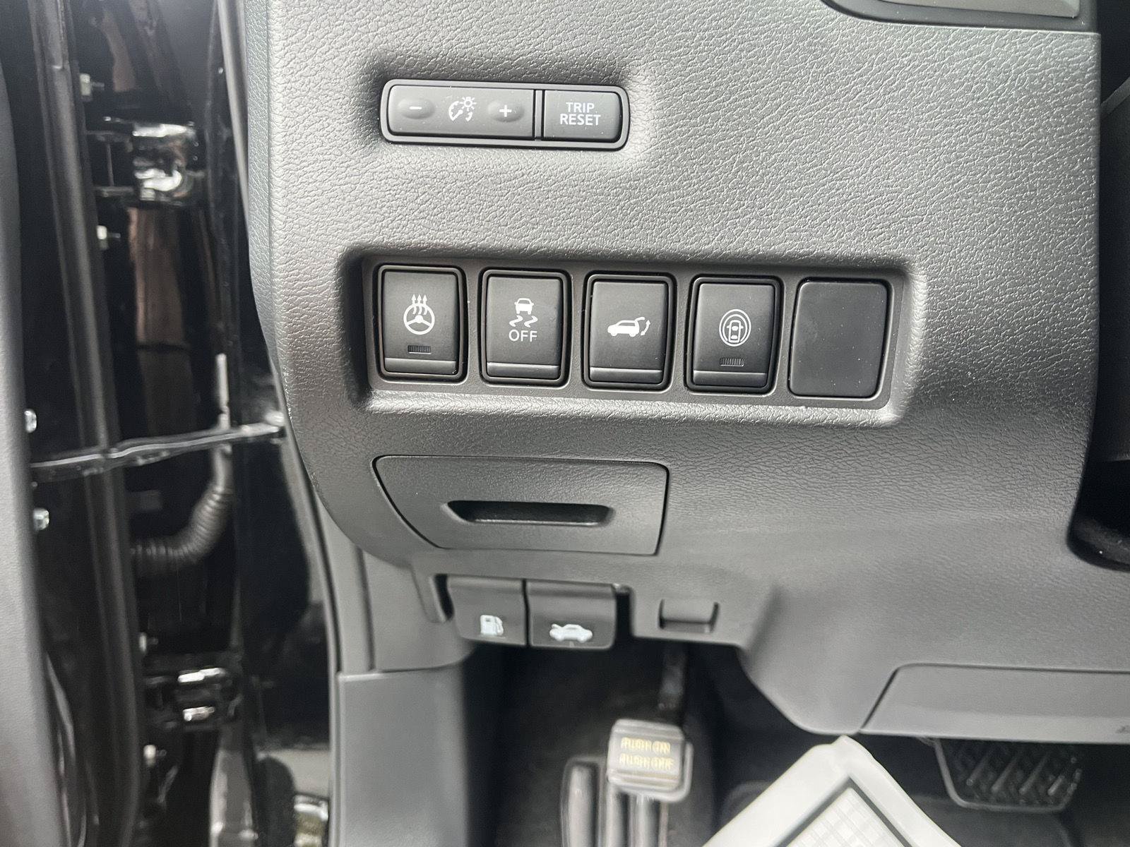 Certified 2023 Nissan Murano SL w/ SL Moonroof Package AWD/4WD image 30