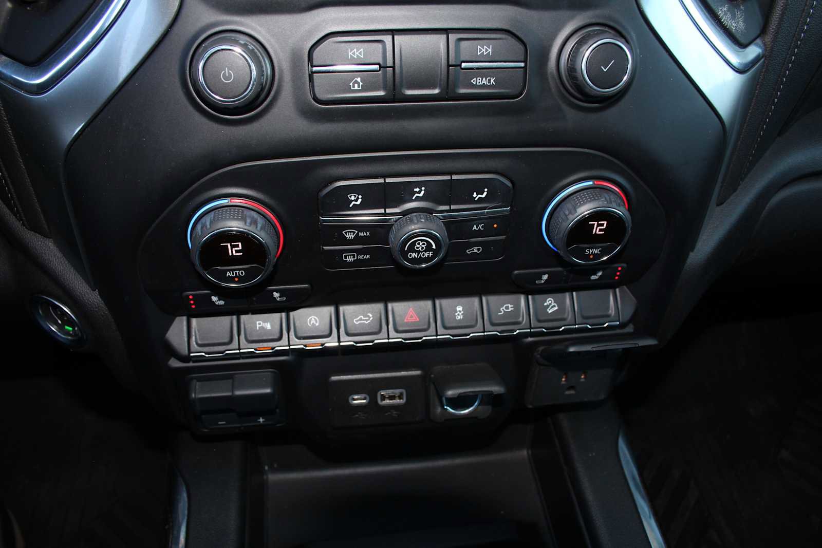 Used 2021 Chevrolet Silverado 1500 LT Trail Boss w/ Convenience Package II image 39