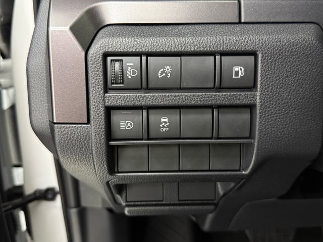 New 2026 Toyota 4Runner SR5 AWD/4WD image 9
