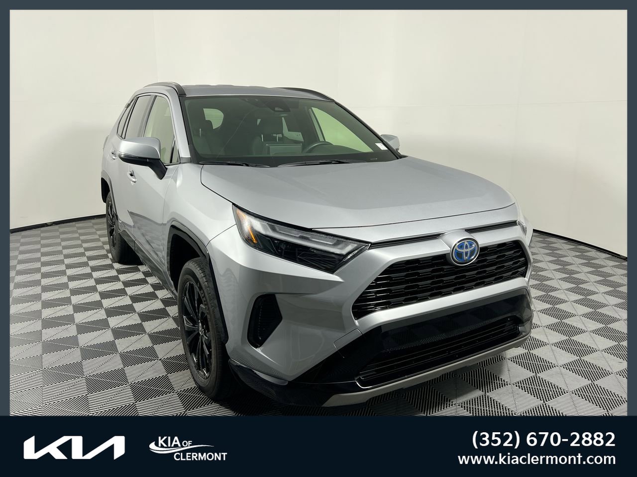 Used 2023 Toyota RAV4 SE