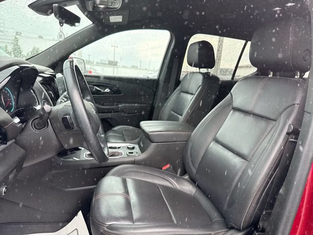 Used 2023 Chevrolet Traverse RS w/ LPO, Floor Liner Package AWD/4WD image 11