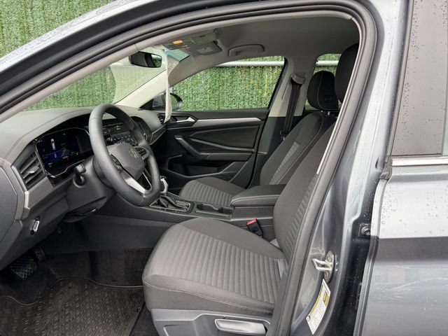 Certified 2024 Volkswagen Jetta S FWD image 17
